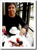 mujer_tomando_cafe