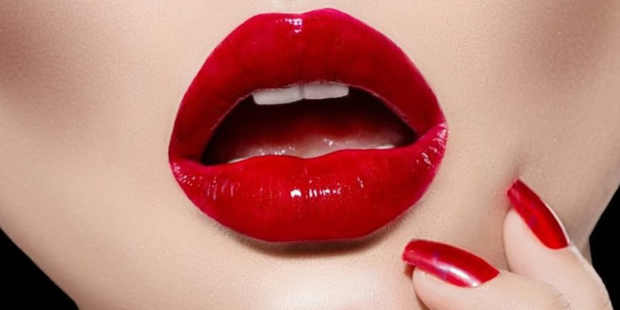 Besos y labios de mujer